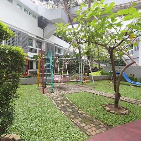 Reddoorz Apartment @ Margonda Residence Depok Kültér fotó