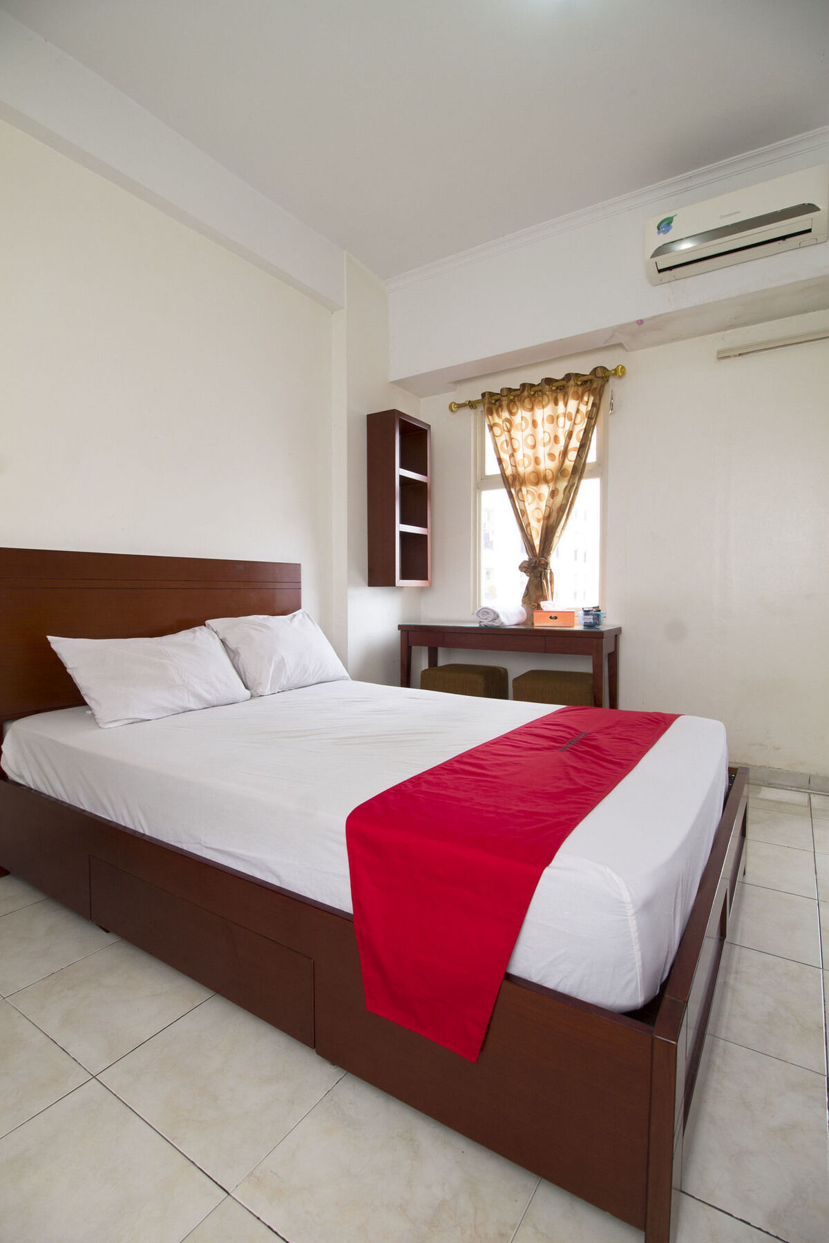 Reddoorz Apartment @ Margonda Residence Depok Kültér fotó